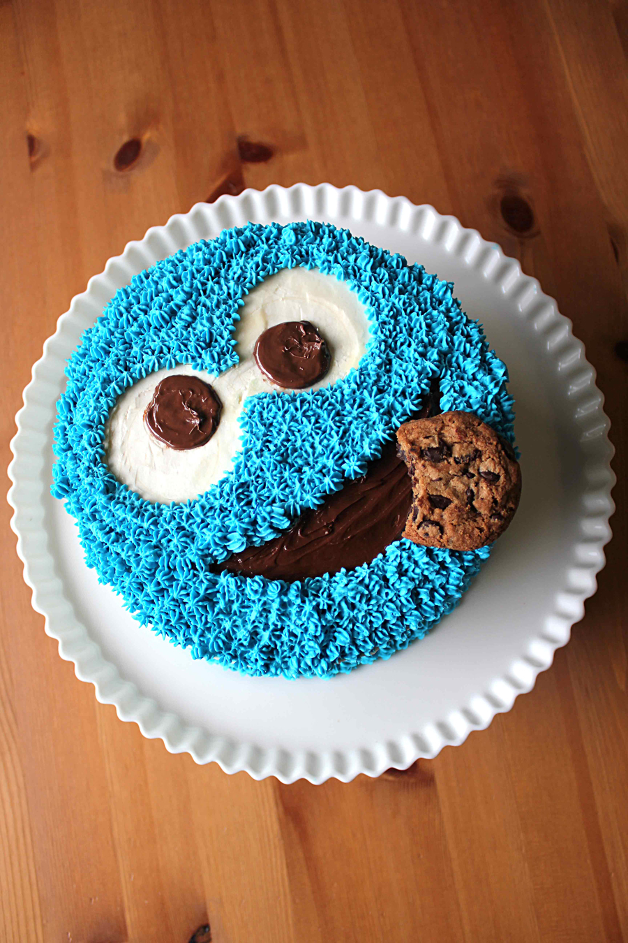 I was so scared making this cookie monster cake. I don't generally make 3D  figurines unless they're pretty simple. Since he had tons of… | Instagram