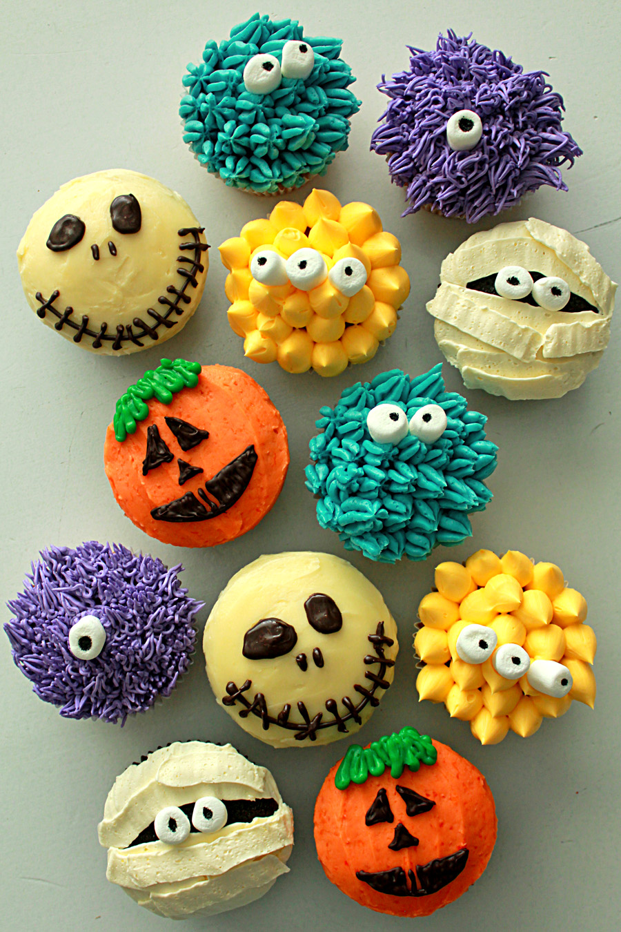 Cute Easy Halloween Cupcakes