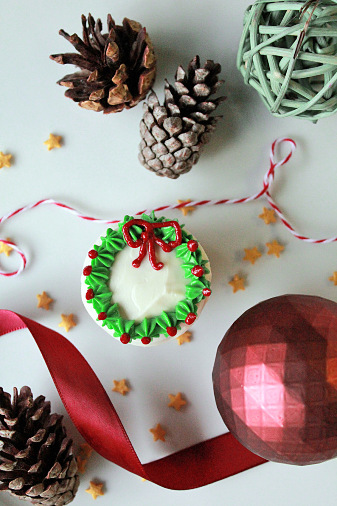 christmas wreath cupcakes